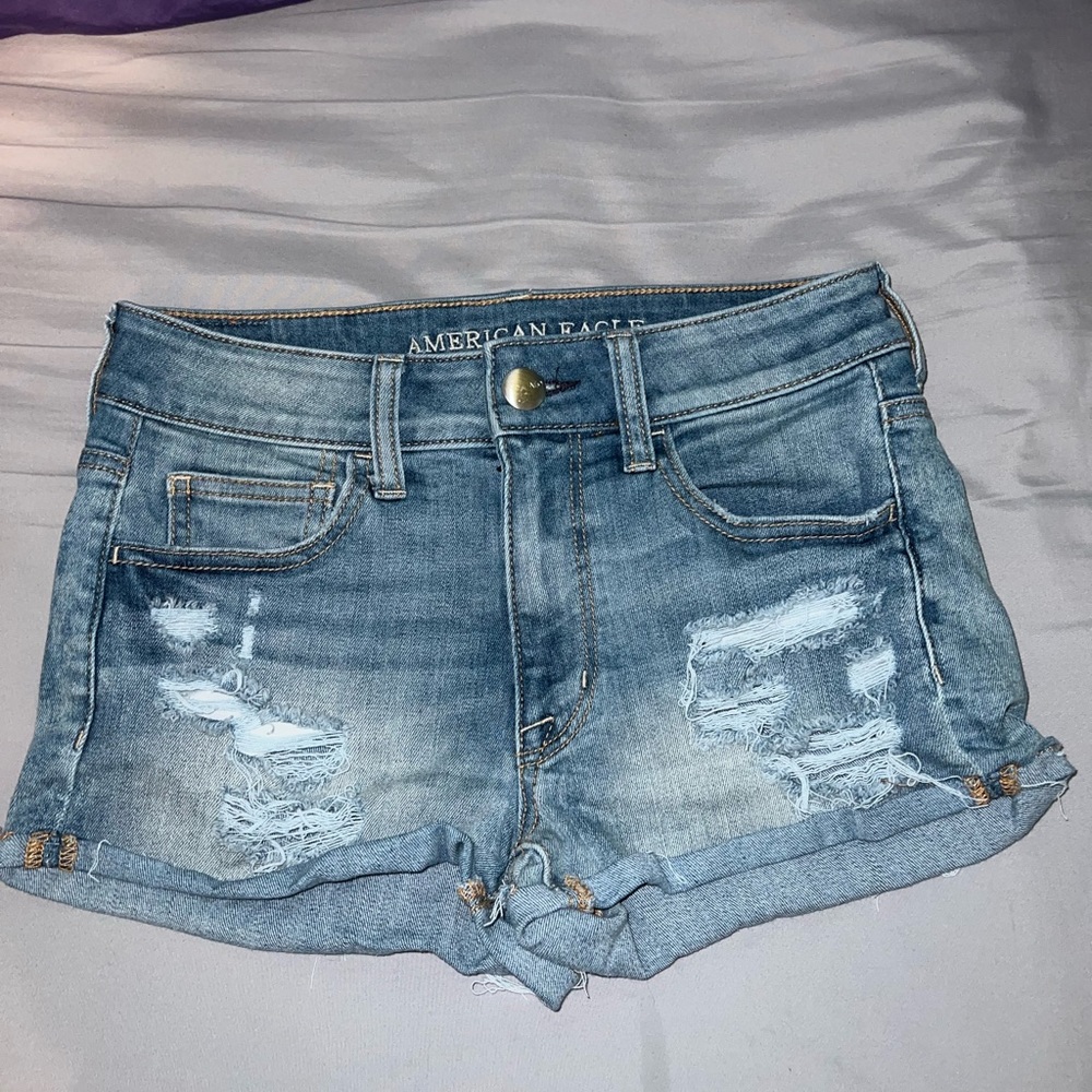 American Eagle high rise super stretch denim shorts. size 4